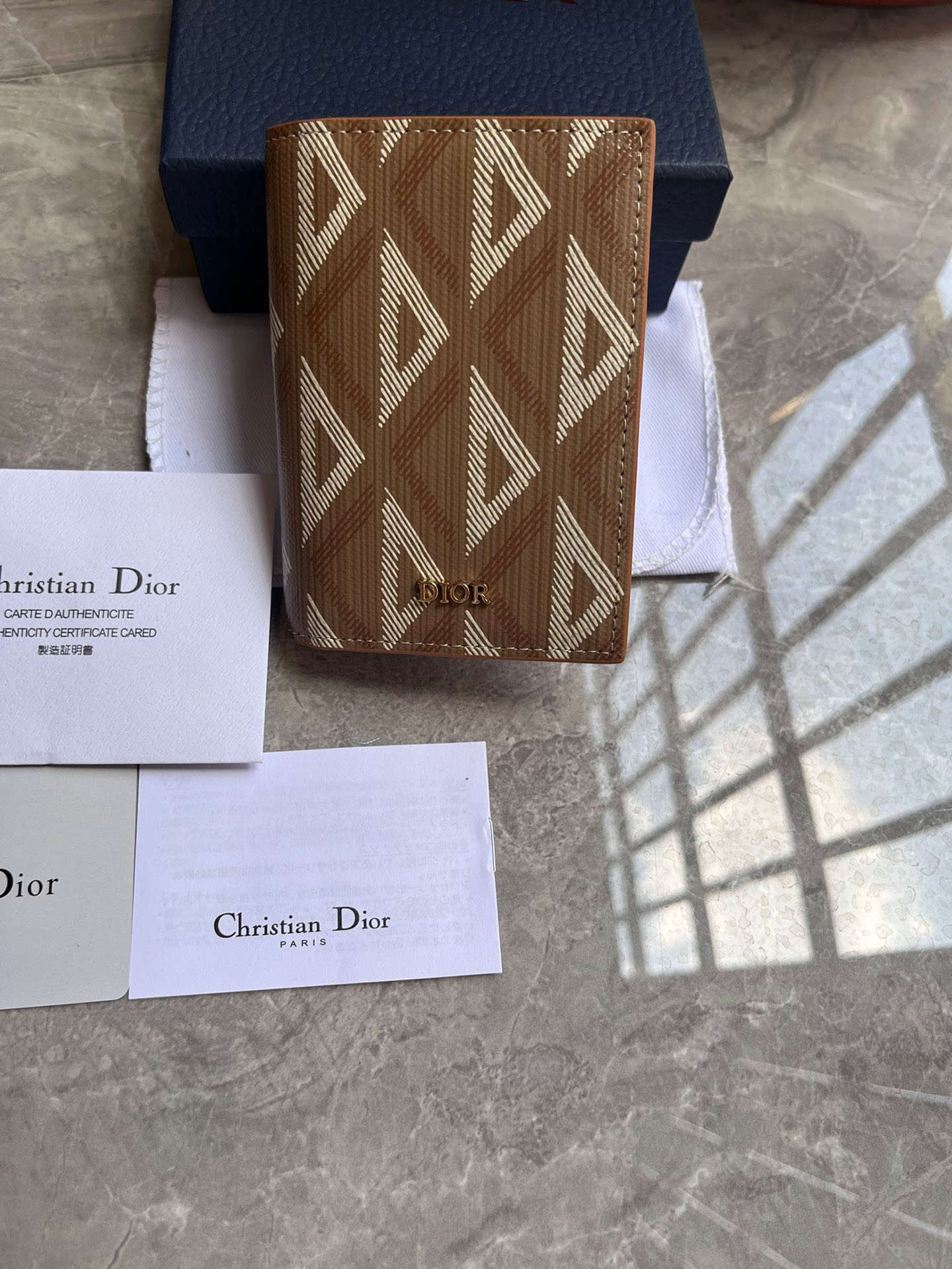 Ví nam Dior siêu cấp VNSC2770 z3785072559916 791a9e06b258b326d05c5334b11b8e19 510x680 - Ví nam Dior siêu cấp VNSC2770