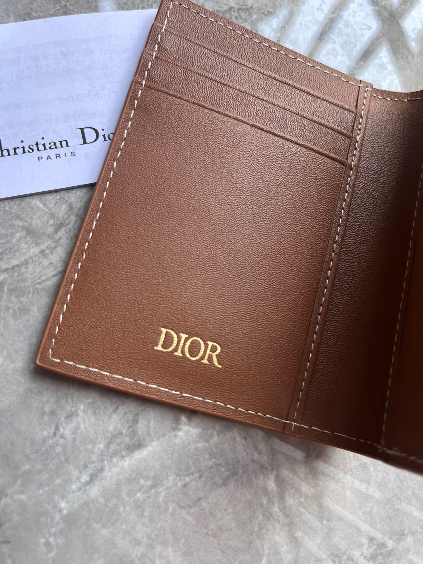 Ví nam Dior siêu cấp VNSC2770 z3785072655249 ed3da051437832fe999e970bdbe3d978 510x680 - Ví nam Dior siêu cấp VNSC2770
