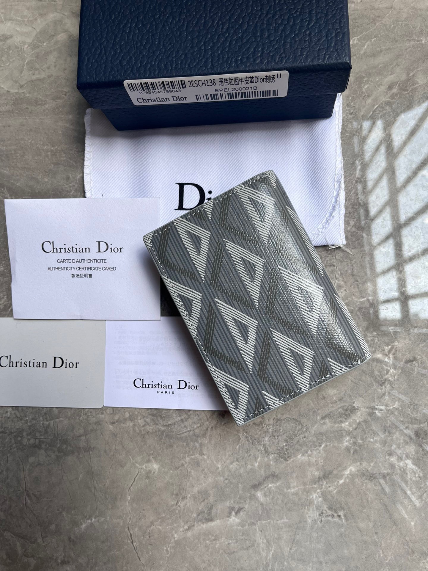 Ví nam Dior siêu cấp VNSC2772 z3785073590669 cd4dee200c8d2fcd9cef7f6f709b000b 510x680 - Ví nam Dior siêu cấp VNSC2772