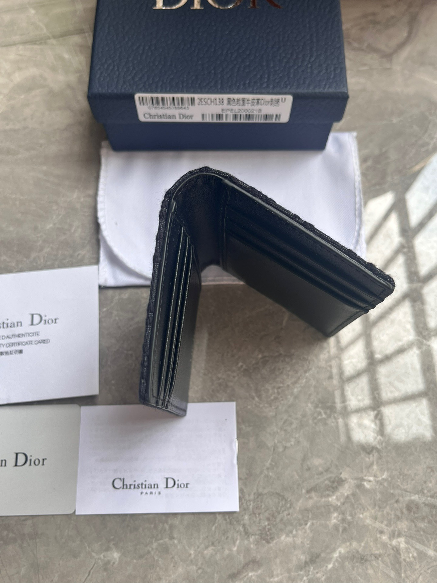 Ví nam Dior siêu cấp VNSC2774 z3785074895514 87505b39c1230e94b9938102d747af65 510x680 - Ví nam Dior siêu cấp VNSC2774