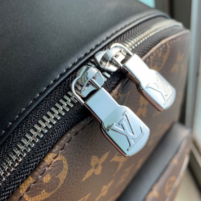 Túi xách nam Louis Vuitton Siêu Cấp TXNLV2778 z3793117574750 aeff28e909caf93fa29cd69569dd6ae5 510x510 - Túi xách nam Louis Vuitton Siêu Cấp TXNLV2778