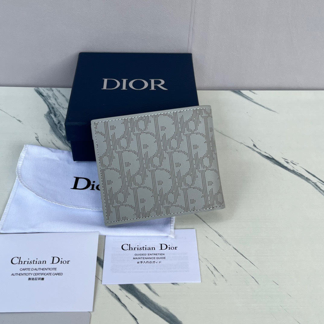Ví nam Dior siêu cấp VNSC2797 z3816072259800 1144dd36371b937796d9ca010b75def1 510x510 - Ví nam Dior siêu cấp VNSC2797