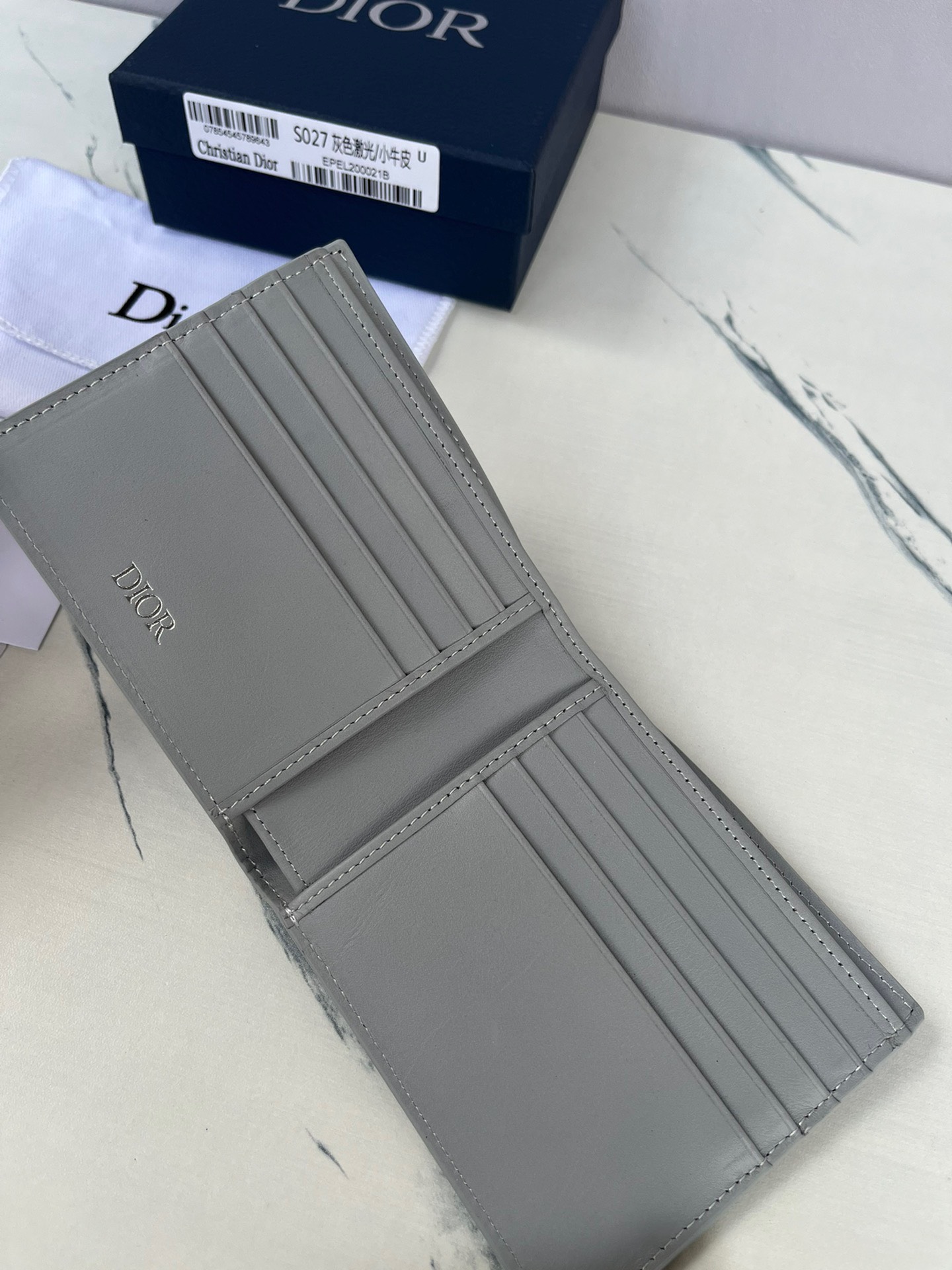 Ví nam Dior siêu cấp VNSC2797 z3816072281713 eea4ca45fd916d637d51dcfb94085c13 510x680 - Ví nam Dior siêu cấp VNSC2797