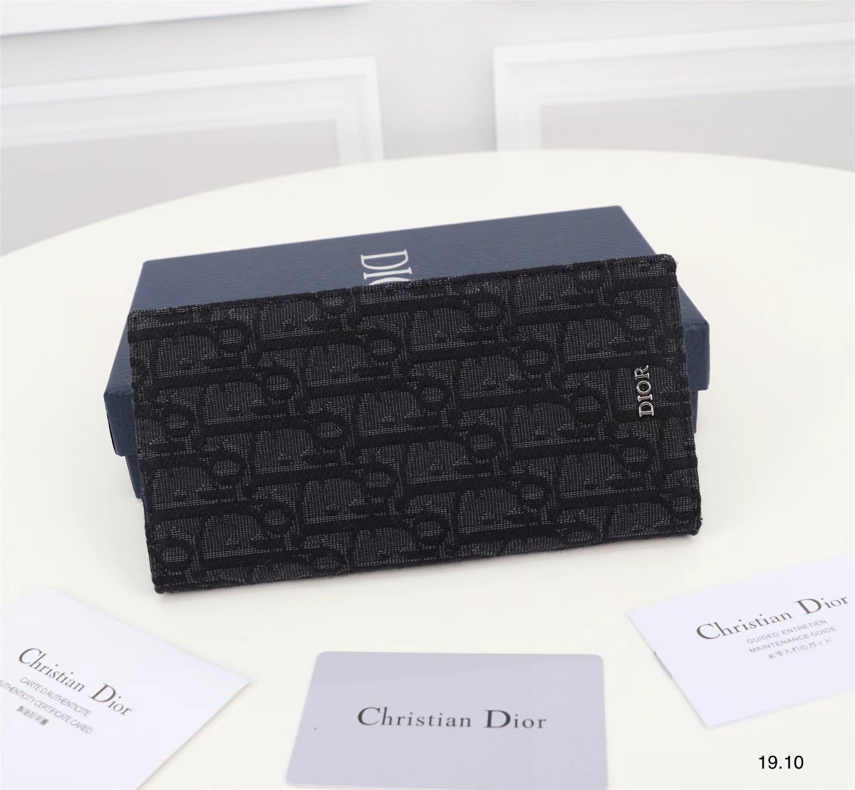 Ví nam Dior siêu cấp VNSC2798 z3816073069486 5e8f3fb896ab12607bc5da7dc19d2687 510x471 - Ví nam Dior siêu cấp VNSC2798