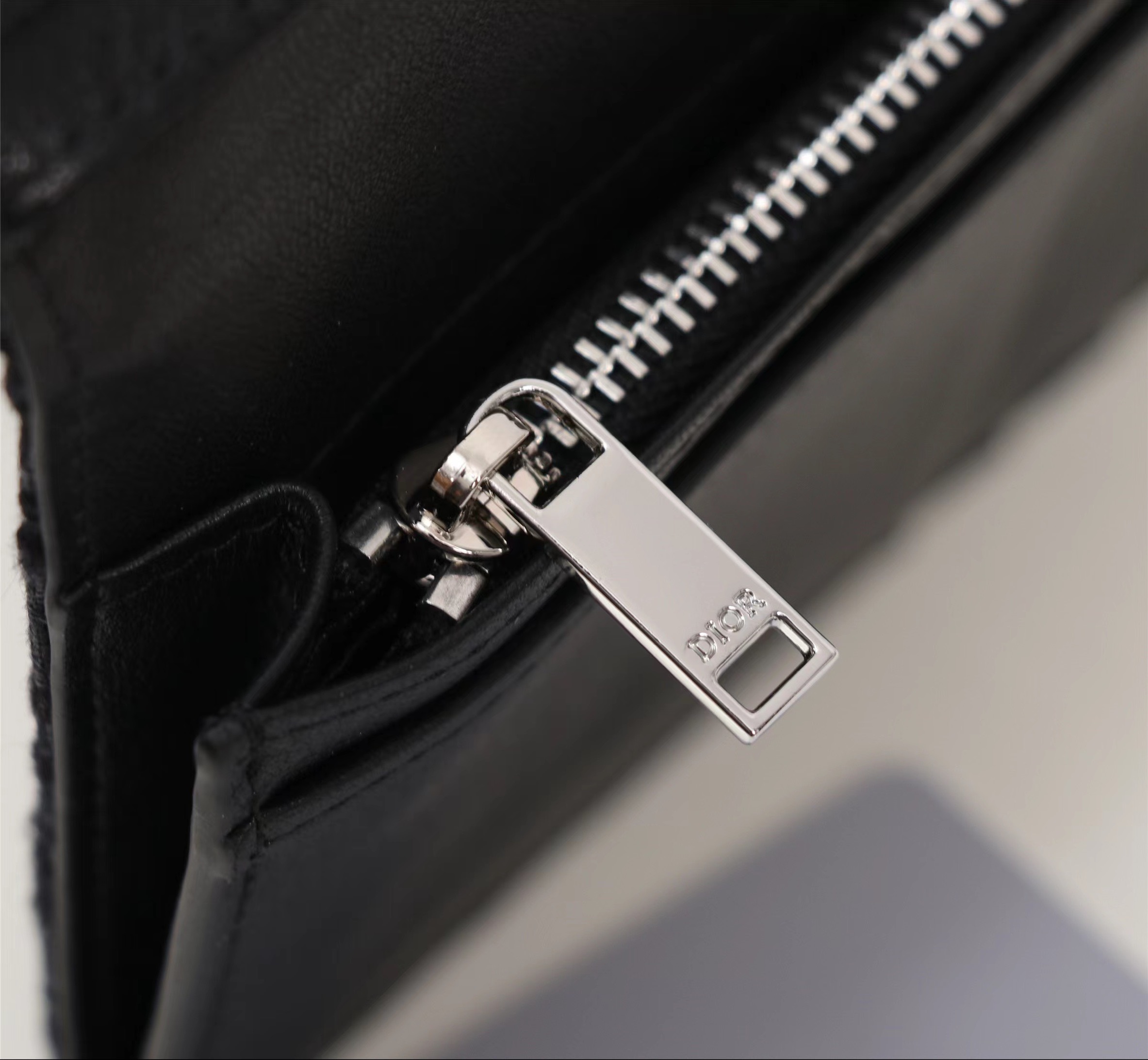 Ví nam Dior siêu cấp VNSC2798 z3816073111928 d98d306c68148e1a5d33c45793e3bd24 510x471 - Ví nam Dior siêu cấp VNSC2798