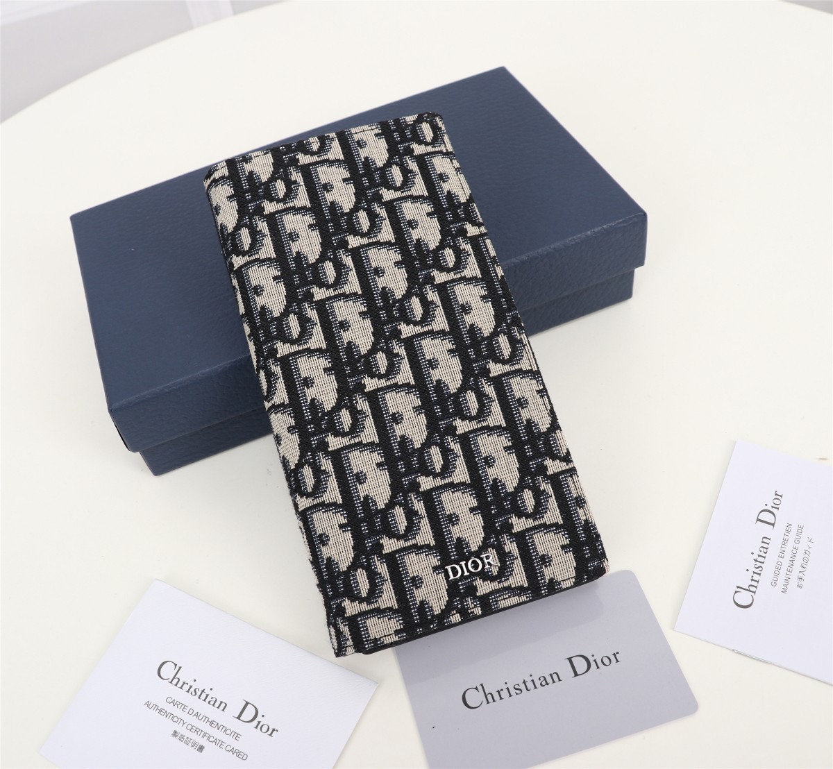Ví nam Dior siêu cấp VNSC2801 z3816076584849 935ea706dec8e6aa31259ff4692f375c 510x471 - Ví nam Dior siêu cấp VNSC2801