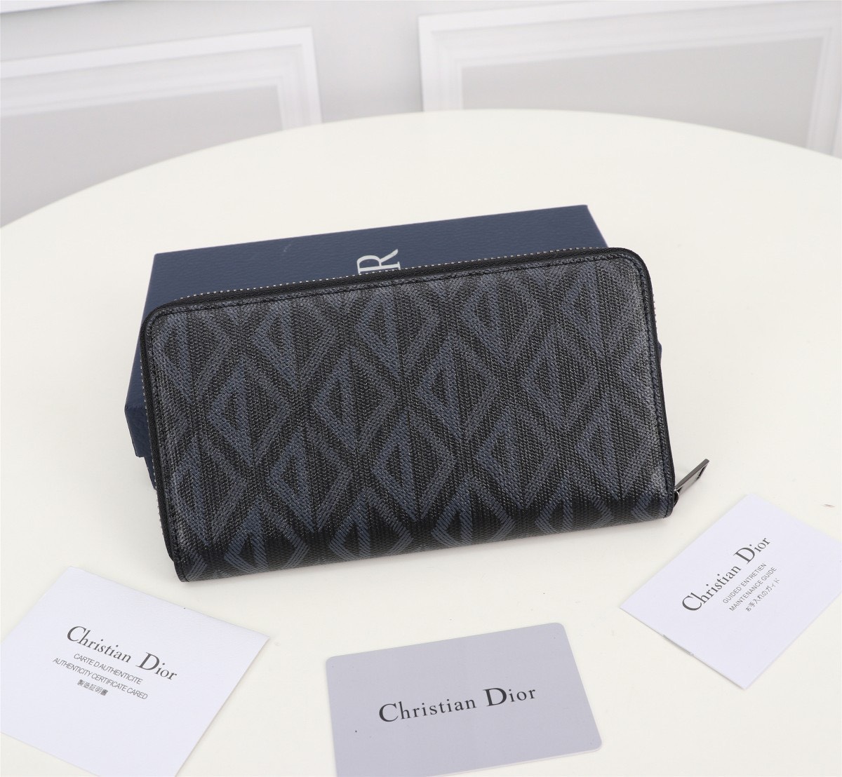 Ví nam Dior siêu cấp VNSC2811 z3816085142842 9235fb430f8224f763b111d8b712a204 510x471 - Ví nam Dior siêu cấp VNSC2811