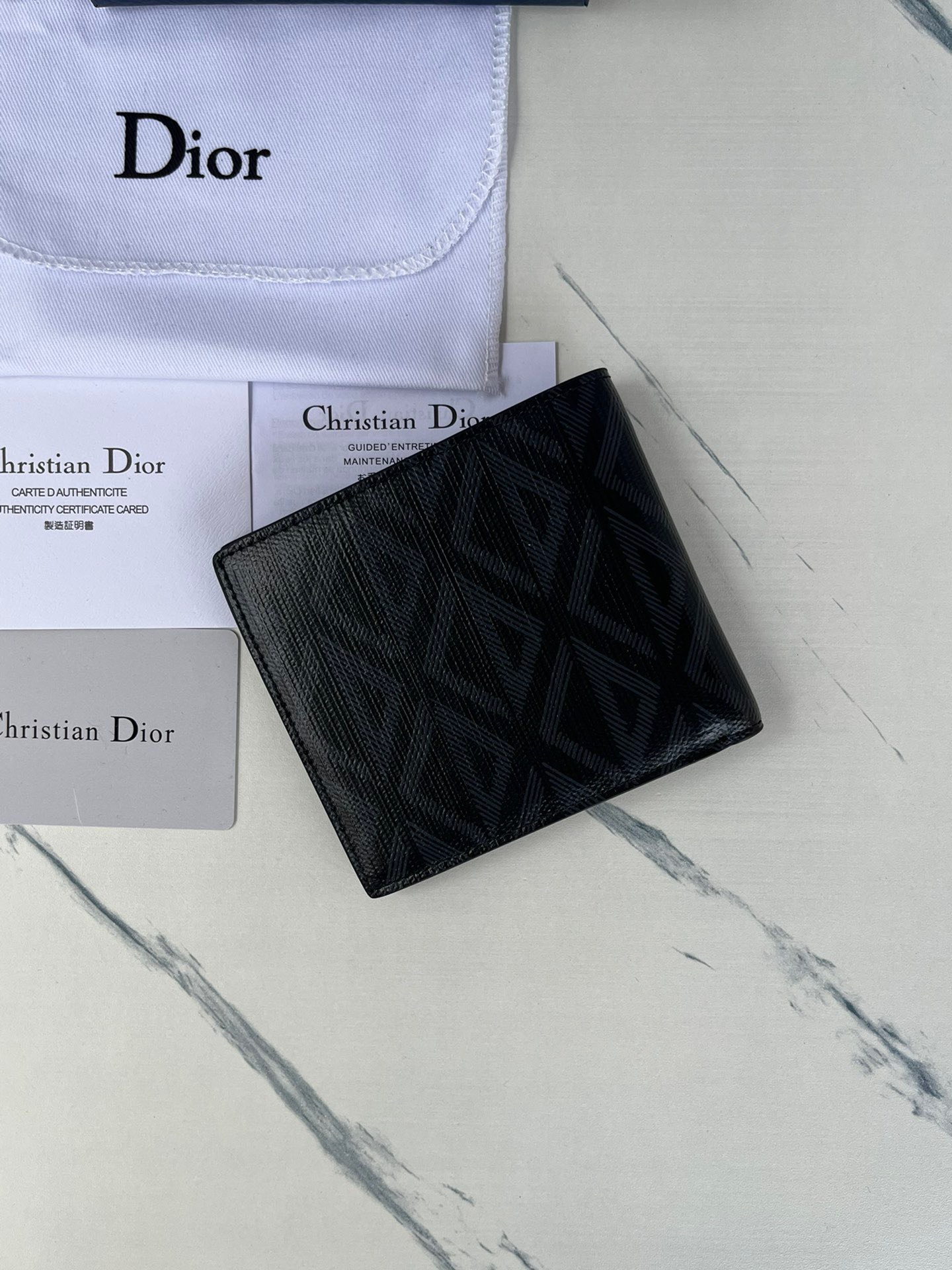Ví nam Dior siêu cấp VNSC2812 z3816085828738 c8cc08d1be1ec78eddae0b0329df0580 510x680 - Ví nam Dior siêu cấp VNSC2812
