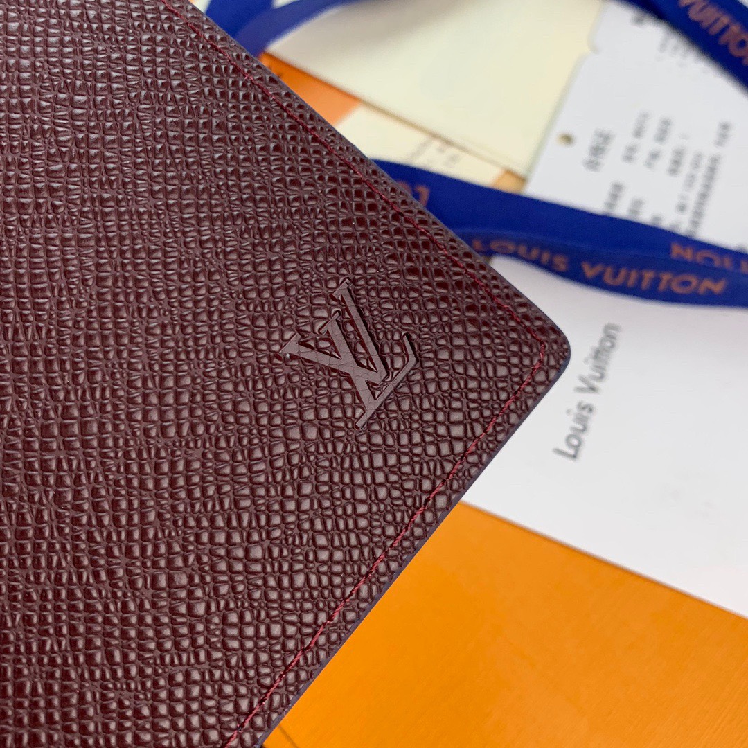 Ví nam Louis Vuitton Siêu Cấp TXNLV2821 z3827507766315 d441b661e3e0a9fbc40791857bcd2495 510x510 - Ví nam Louis Vuitton Siêu Cấp TXNLV2821