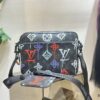 z3853575462400 7f4983f1da8a30d61a031ae1decad0ca 100x100 - Túi xách nam Louis Vuitton Siêu Cấp TXNLV2852