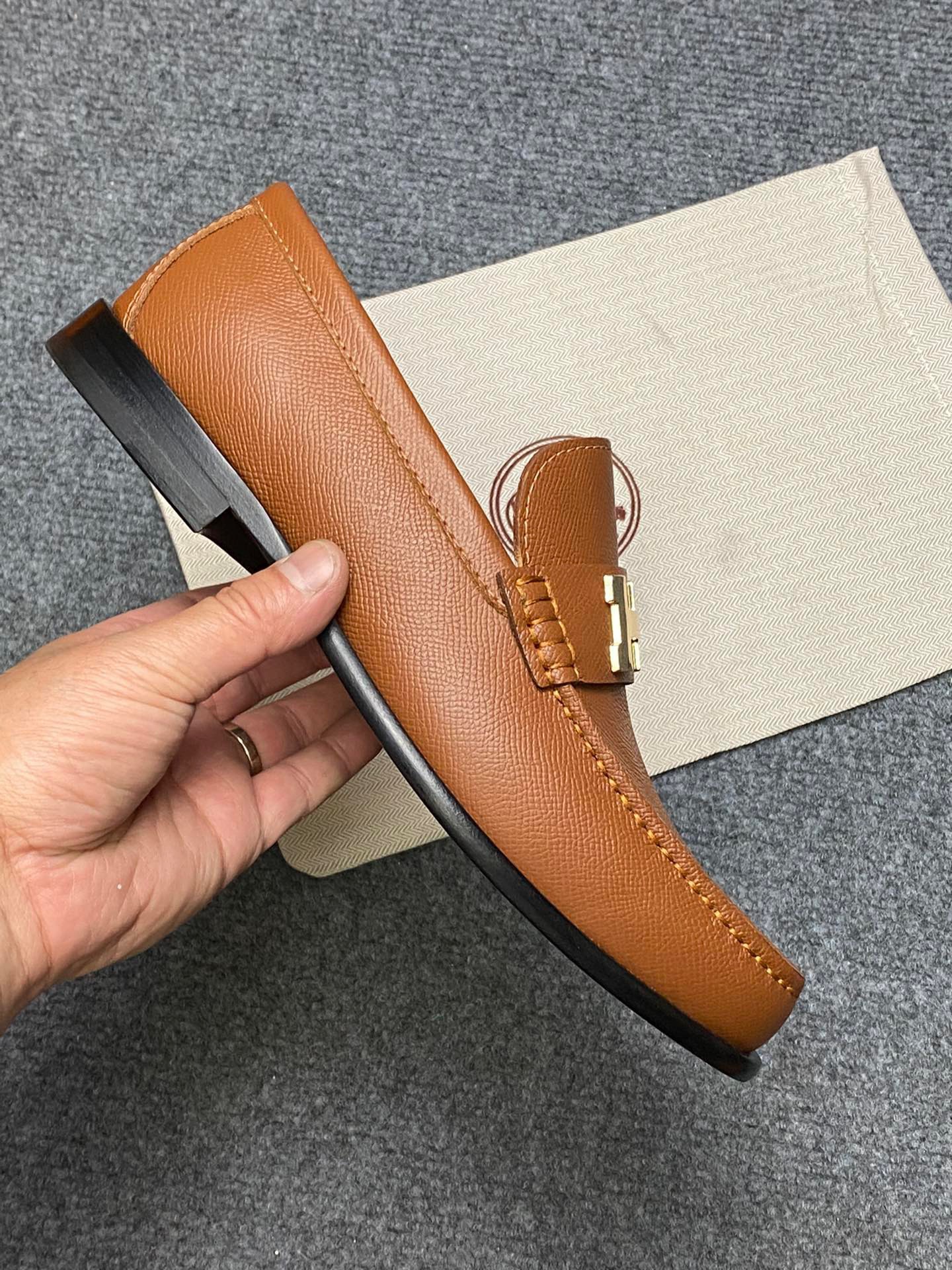 Giày Nam Hermes Siêu Cấp GNGC2855 z3860889303332 3c60c34a43a46a8f3dc7e36950e5b366 510x680 - Giày Nam Hermes Siêu Cấp GNGC2855