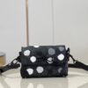 z4007117724733 e46150bd80bc21aae374f19837ee193d 100x100 - Túi xách nam Louis Vuitton Siêu Cấp TXNLV2975