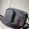 z4090546636057 04516478b310059100f56ce5b38be68c 100x100 - Túi xách nam Louis Vuitton Siêu Cấp TXNLV3013