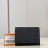 Ví nam Louis Vuitton Siêu Cấp TXNLV3026 z4098577691362 f3b5f88eec9eecb5981590727a87cd1b 100x100 - Ví nam Louis Vuitton Siêu Cấp TXNLV3026