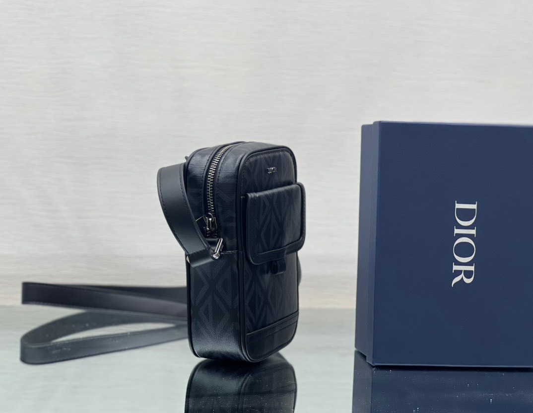 Túi xách nam Dior siêu cấp TXSC3046 z4134577355273 e577616b7190018ccea3996e7024e1ea 510x395 - Túi xách nam Dior siêu cấp TXSC3046