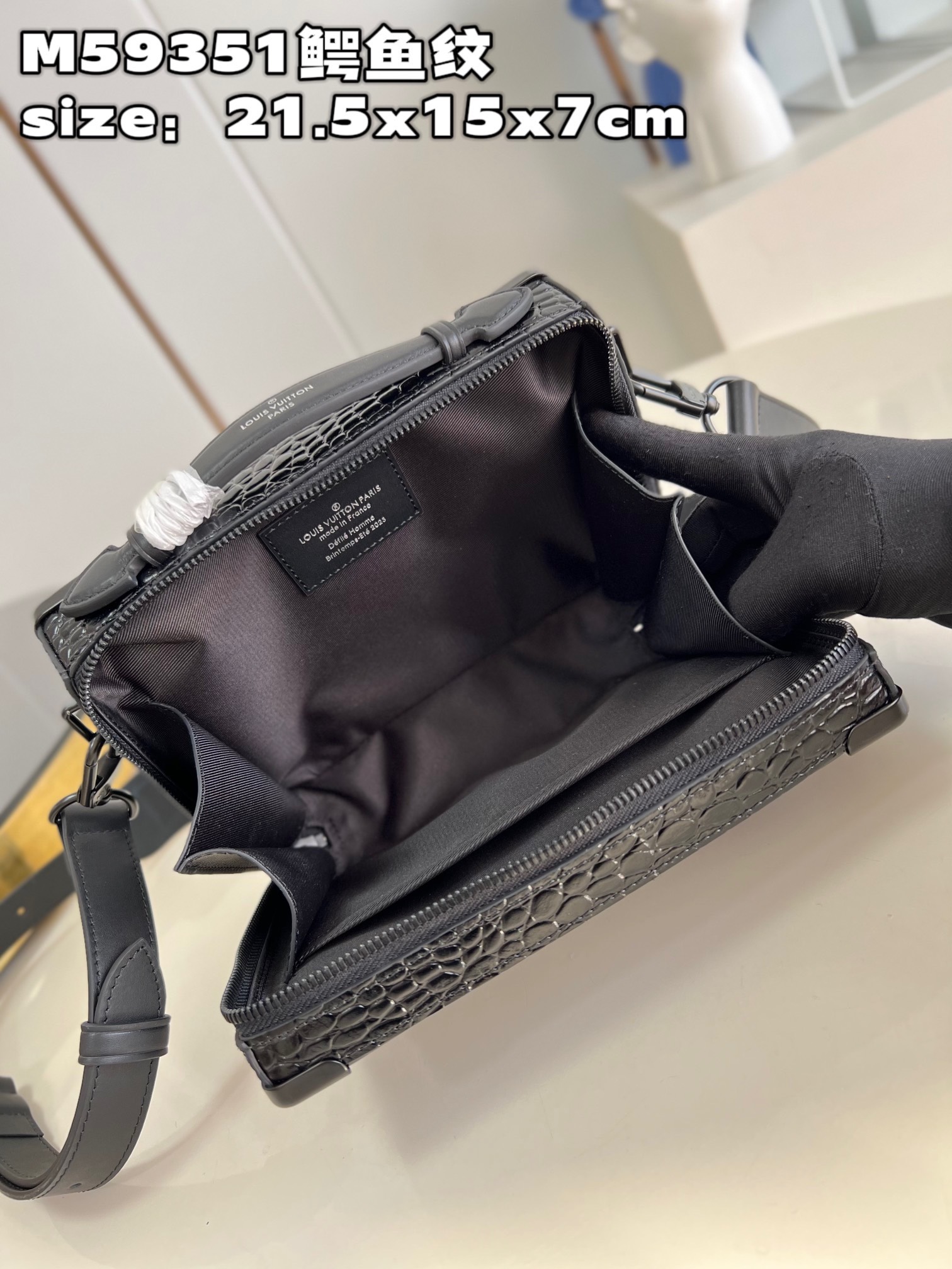 Túi xách nam Louis Vuitton Siêu Cấp TXNLV3088 z4196256597727 8a36e4385599a8a4fc4aa0a2b10d8c38 510x680 - Túi xách nam Louis Vuitton Siêu Cấp TXNLV3088