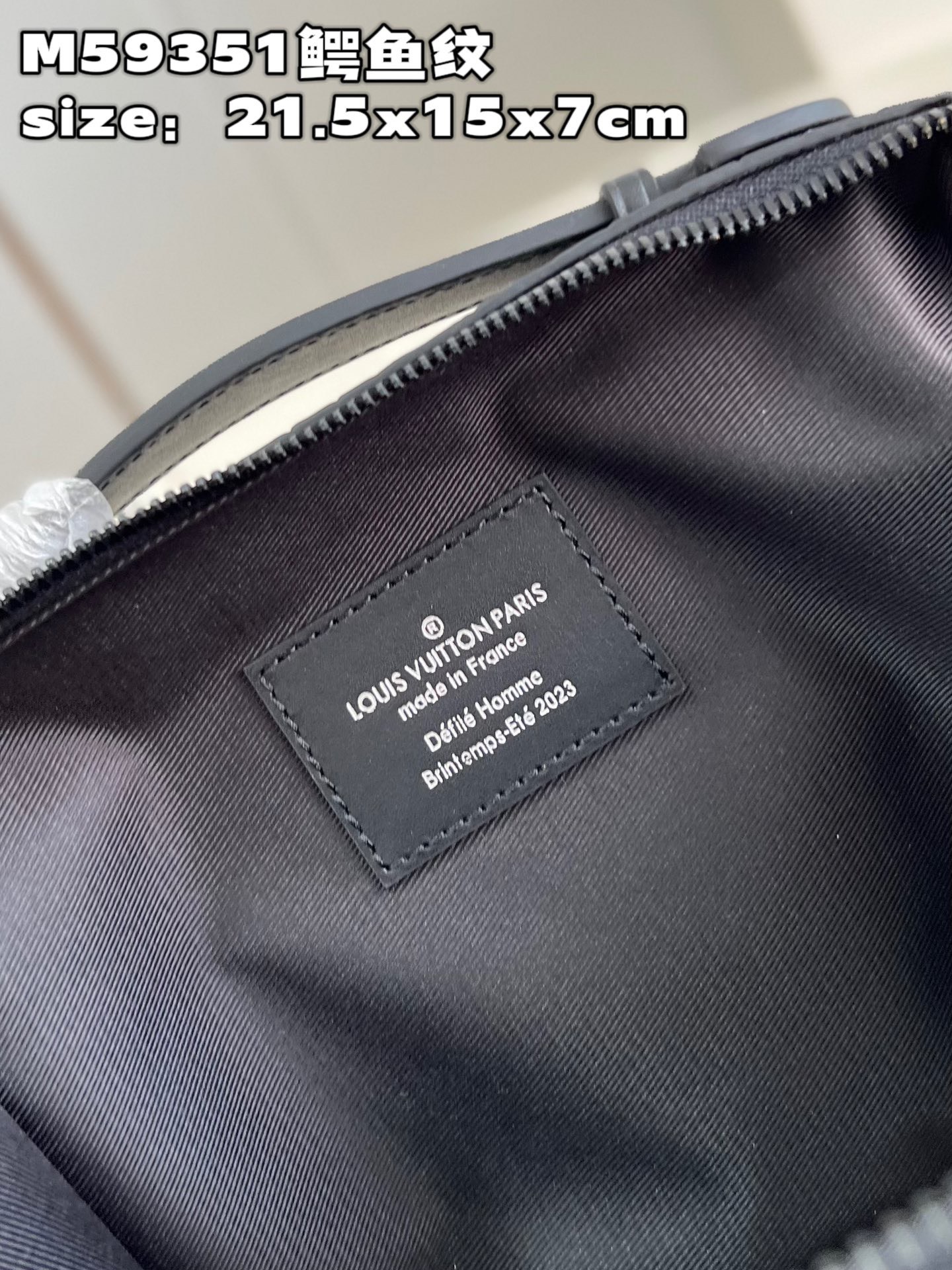 Túi xách nam Louis Vuitton Siêu Cấp TXNLV3088 z4196256601580 f20c010452f03e1aa0464243d9eb1b5f 510x680 - Túi xách nam Louis Vuitton Siêu Cấp TXNLV3088
