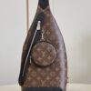 z4252176656843 dc281e3738dd8ed46723f03783f73a7e 100x100 - Túi xách nam Louis Vuitton Siêu Cấp TXNLV3130