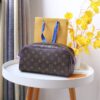 z4273752346286 fffcad3539dcac9f51cce5b288922813 100x100 - Ví nam Louis Vuitton Siêu Cấp TXNLV3156