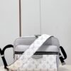 z4351987332541 b63f5fc9c602f235e05001172d4a9027 100x100 - Túi xách nam Louis Vuitton Siêu Cấp TXNLV3192