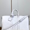 z4351987699076 b44b067786406d21004c390f12ec4d8c 100x100 - Túi xách nam Louis Vuitton Siêu Cấp TXNLV3191