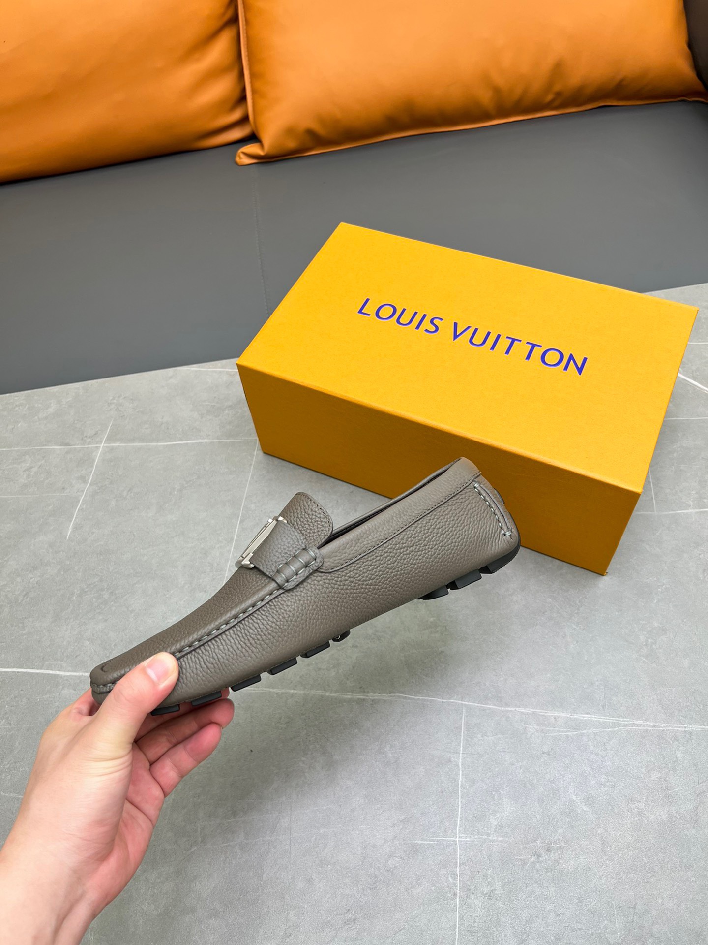 Giày Nam Louis Vuitton Siêu Cấp GNLV3213 z4414394032952 c5e473339dd6b807fd72284843c67f93 510x680 - Giày Nam Louis Vuitton Siêu Cấp GNLV3213