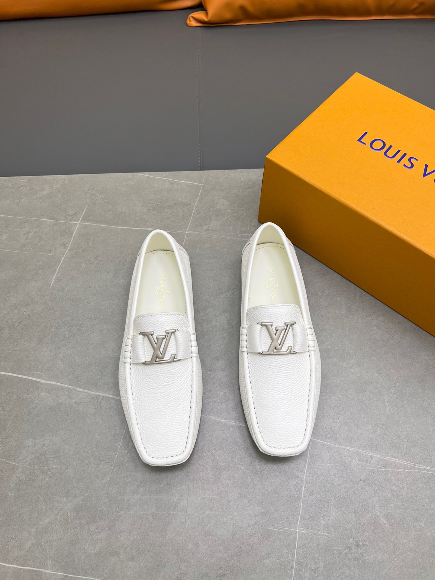 Giày Nam Louis Vuitton Siêu Cấp GNLV3214 z4414394267335 55a0e45c0aa5e6625fce226d5a0a9492 510x680 - Giày Nam Louis Vuitton Siêu Cấp GNLV3214