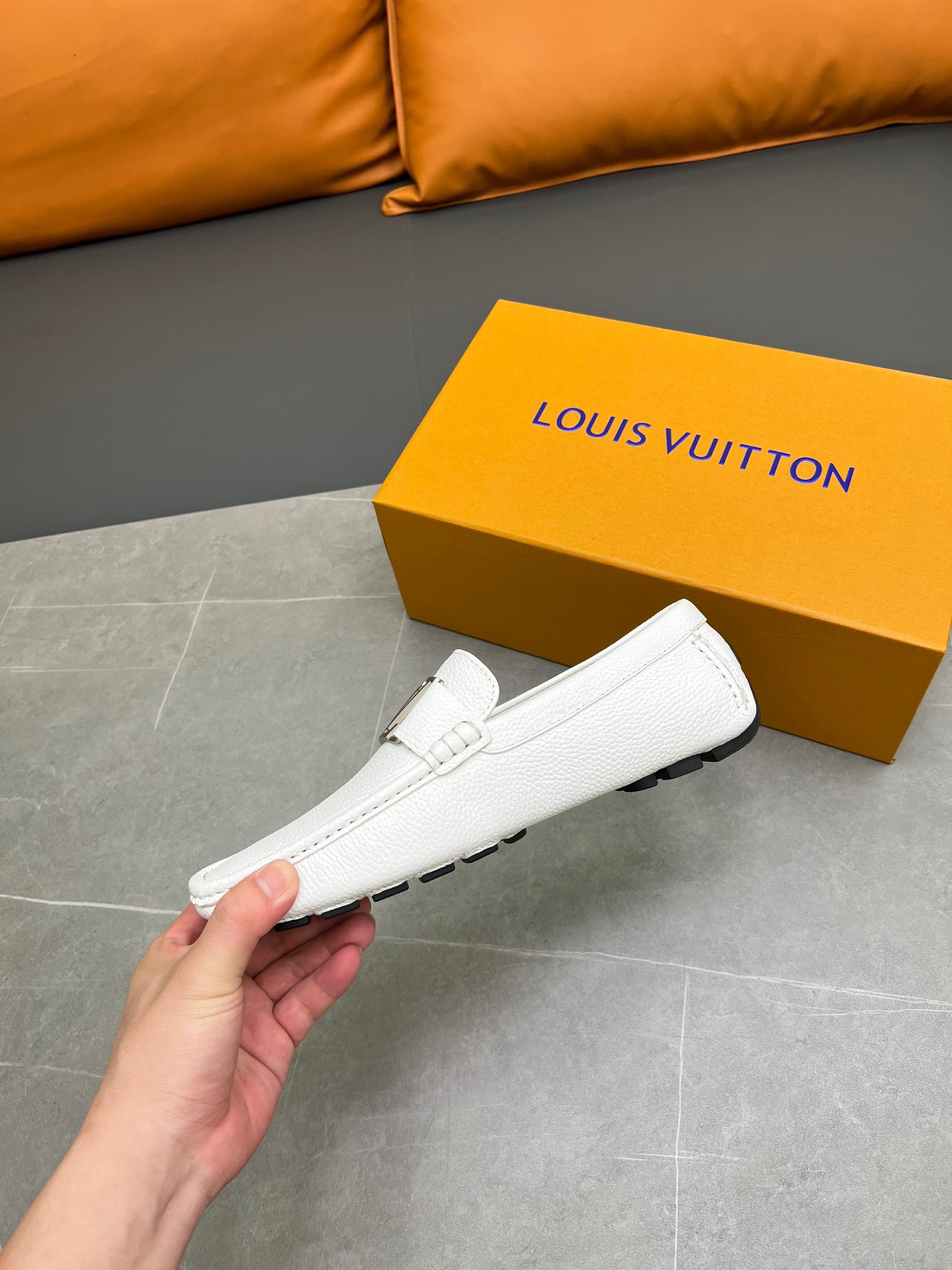 Giày Nam Louis Vuitton Siêu Cấp GNLV3214 z4414394312561 2faa5385869d58f439b51a699b9278c0 510x680 - Giày Nam Louis Vuitton Siêu Cấp GNLV3214