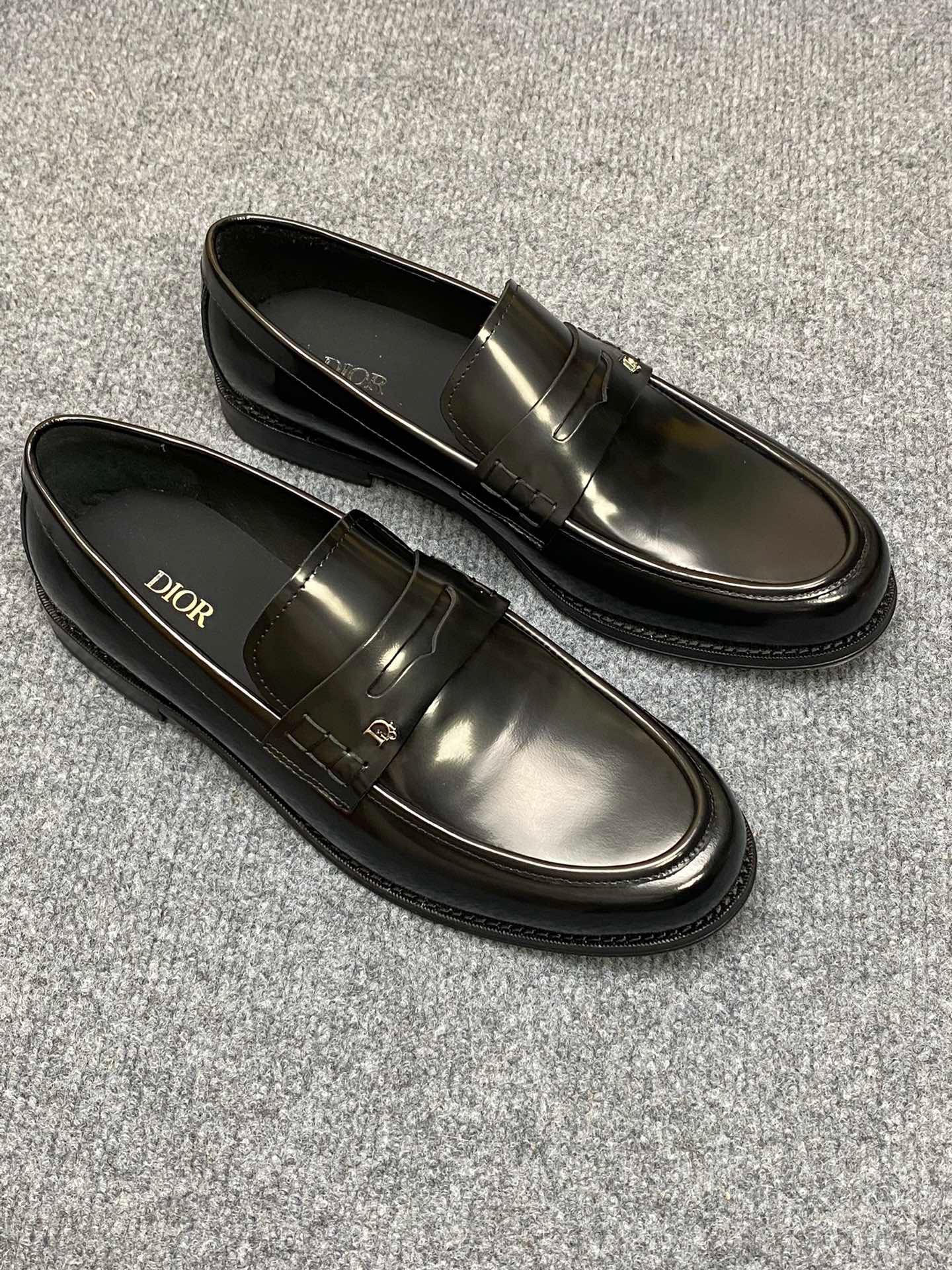 Giày nam Dior siêu cấp GNSC3250 z4522877266291 e24eda8c749262a8bc6ccf15c78b68c9 510x680 - Giày nam Dior siêu cấp GNSC3250