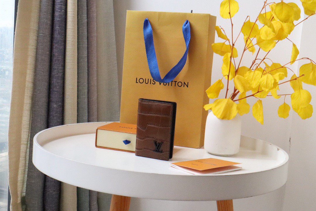 Ví nam Louis Vuitton Siêu Cấp TXNLV3281 z4631344004371 d43e4eb56f9a64e7b148f46cecd20492 510x341 - Ví nam Louis Vuitton Siêu Cấp TXNLV3281