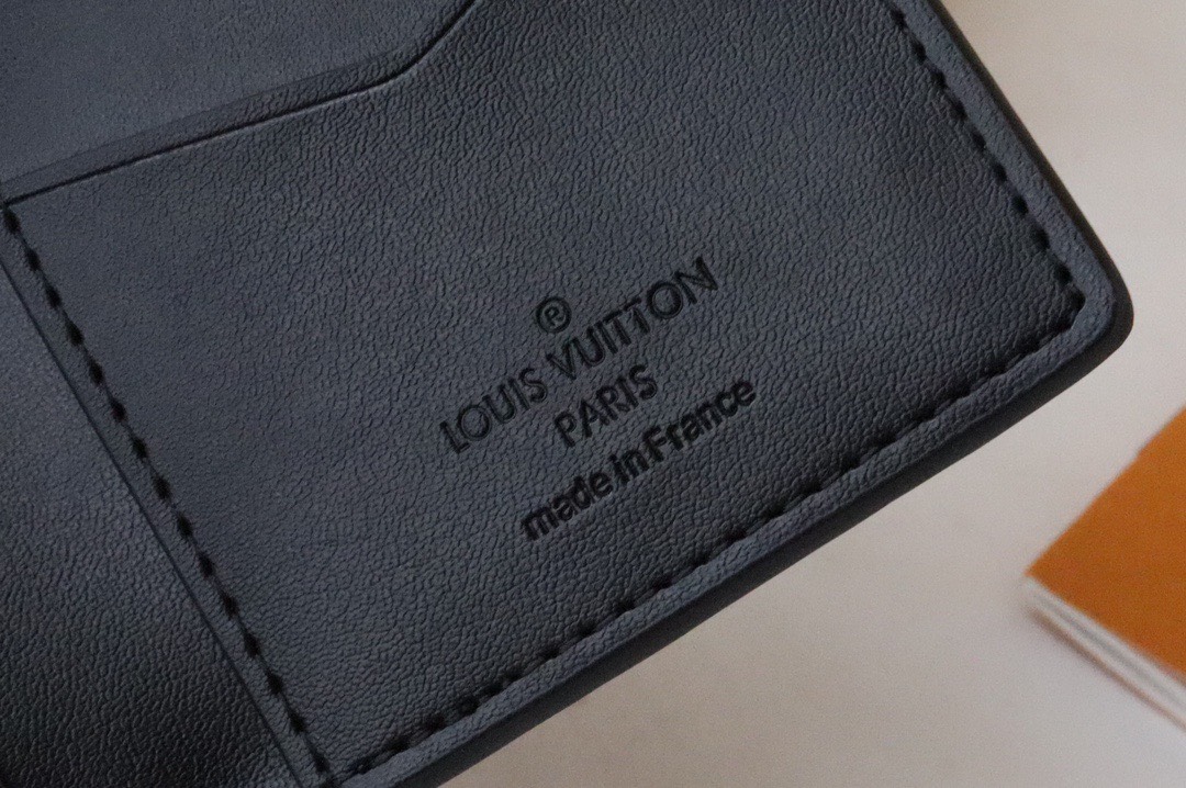 Ví nam Louis Vuitton Siêu Cấp TXNLV3281 z4631344021966 5d44351c930094598846b5b8ff1cbb26 510x339 - Ví nam Louis Vuitton Siêu Cấp TXNLV3281