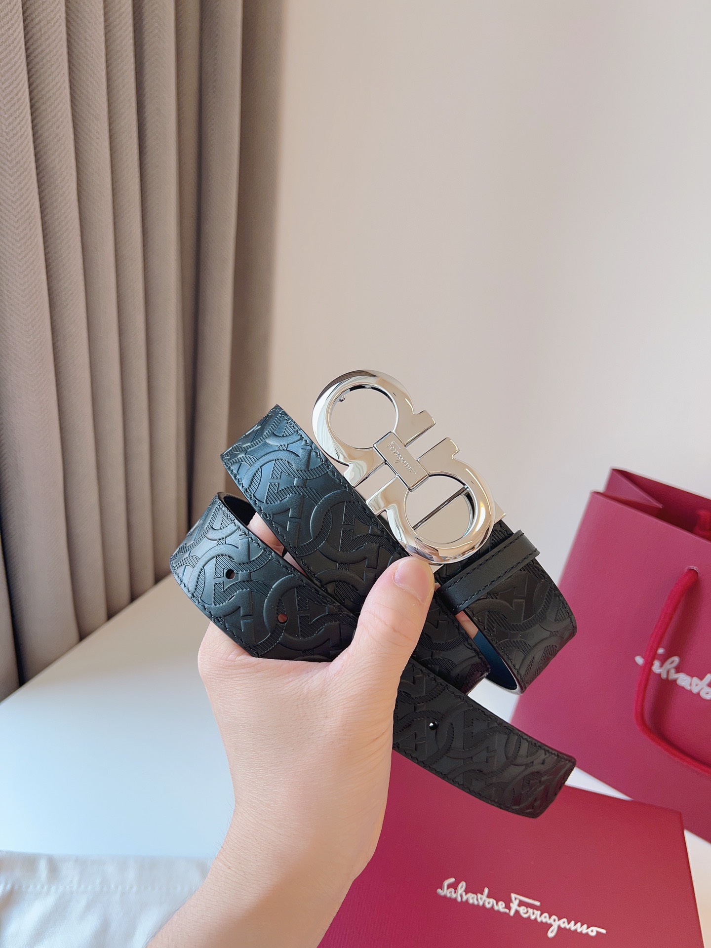 Thắt lưng nam Salvatore Ferragamo siêu cấp TLSC3305 z4779804170550 03438744fe59174f6e65e598201150af 510x680 - Thắt lưng nam Salvatore Ferragamo siêu cấp TLSC3305