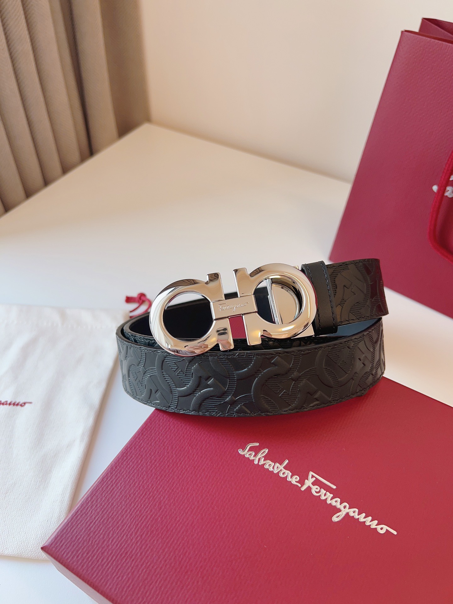 Thắt lưng nam Salvatore Ferragamo siêu cấp TLSC3305 z4779804186849 54b4d8b63eca2061fbb5f0fa12690734 510x680 - Thắt lưng nam Salvatore Ferragamo siêu cấp TLSC3305