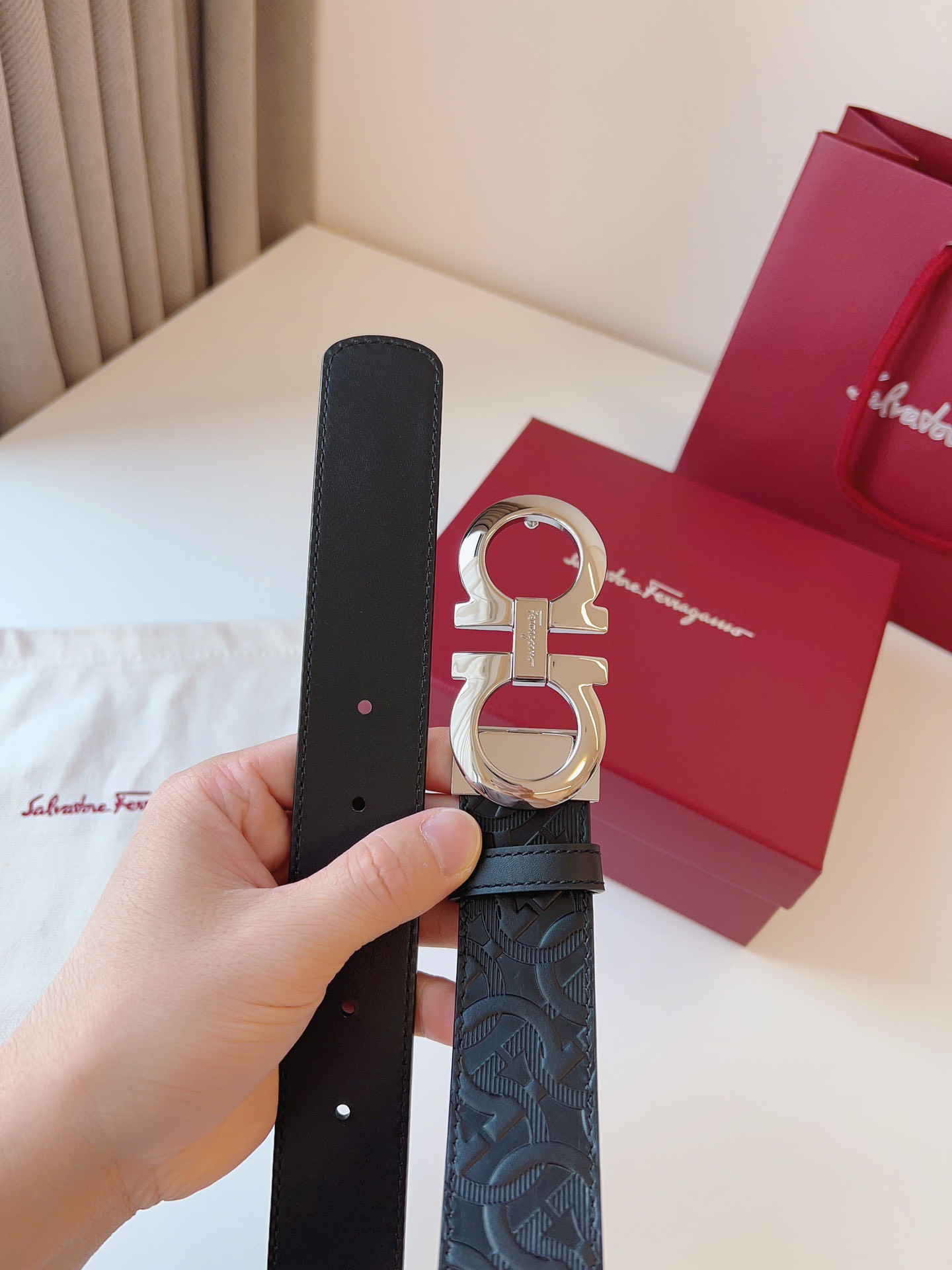 Thắt lưng nam Salvatore Ferragamo siêu cấp TLSC3305 z4779804198713 eb21ca01b198fd18bef74dd71e3d3fe1 510x680 - Thắt lưng nam Salvatore Ferragamo siêu cấp TLSC3305