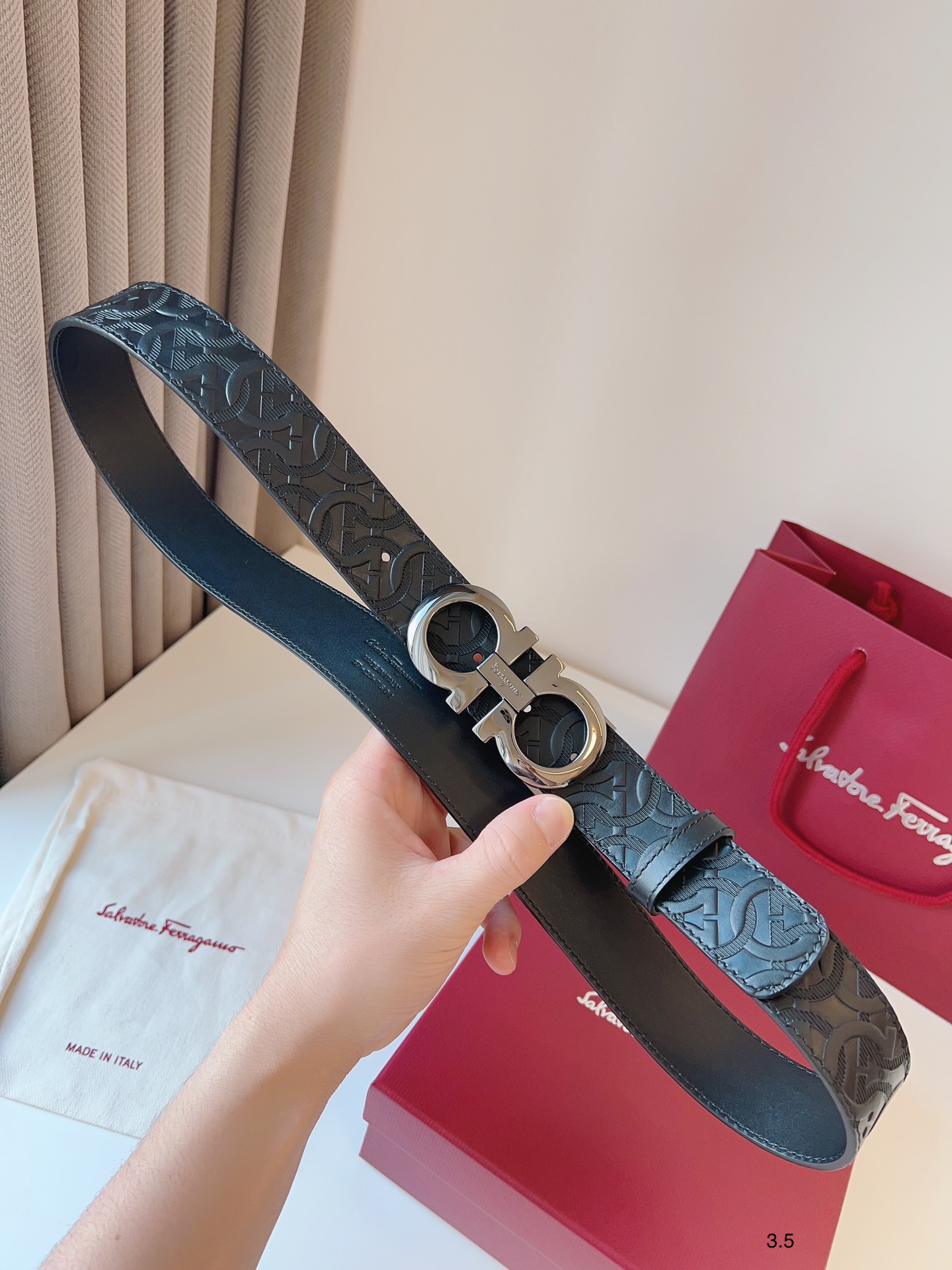 Thắt lưng nam Salvatore Ferragamo siêu cấp TLSC3307 z4779805269065 43f8ca48bea896e90627eeb3deff22d3 3 510x680 - Thắt lưng nam Salvatore Ferragamo siêu cấp TLSC3307