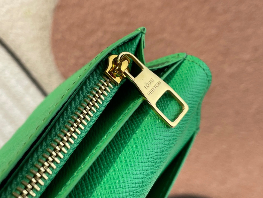Ví nam Louis Vuitton Siêu Cấp TXNLV3350 z4951125878898 bba598ba36b94909c56c0d05a5d2ed51 510x383 - Ví nam Louis Vuitton Siêu Cấp TXNLV3350