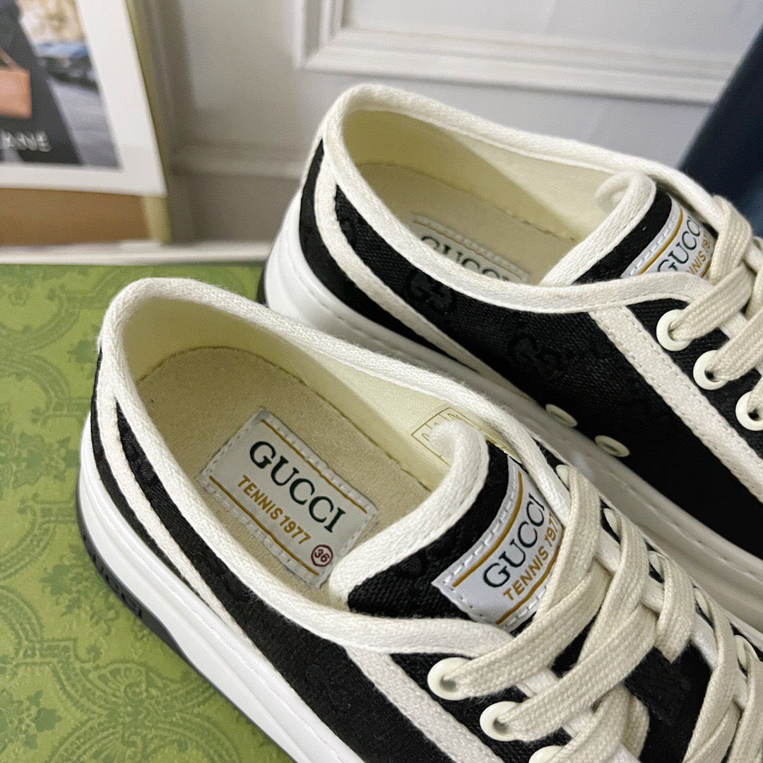 Giày Nam Gucci Siêu Cấp GNGC3362 z5007211817205 521687b531bf28c6bcc516114ba431a5 510x510 - Giày Nam Gucci Siêu Cấp GNGC3362