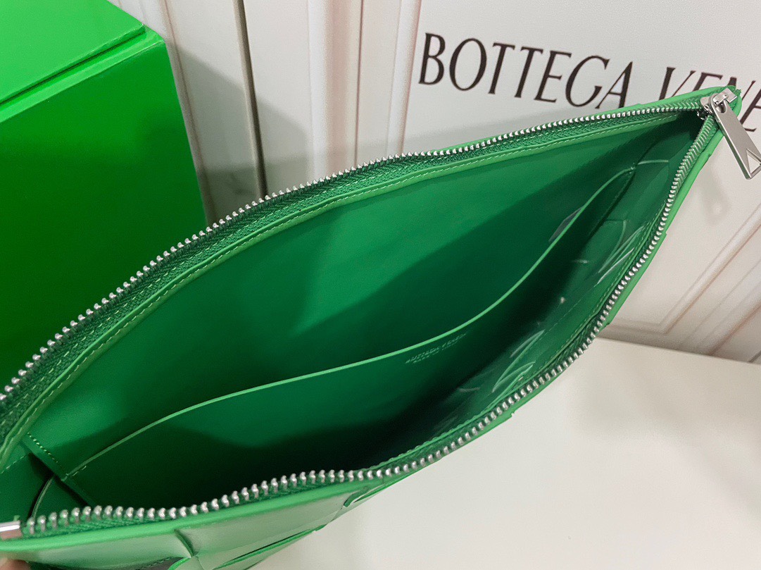 Ví nam Bottega Veneta Siêu Cấp VNSC3387 z5122679747843 35100aa2dd1d848f65b7e04e4d07ad4a 510x382 - Ví nam Bottega Veneta Siêu Cấp VNSC3387