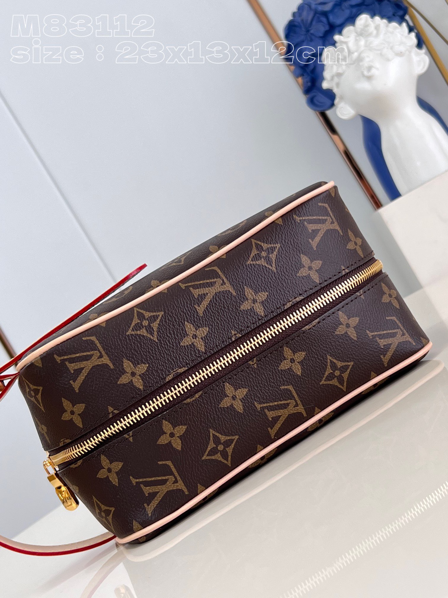 Ví nam Louis Vuitton Siêu Cấp TXNLV3399 z5172507616360 e55ff9cb4f4972f58022cc846e2d0d99 510x680 - Ví nam Louis Vuitton Siêu Cấp TXNLV3399