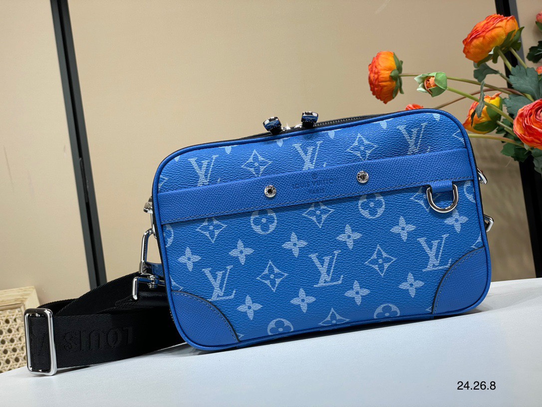 Túi xách nam Louis Vuitton Siêu Cấp TXNLV3433 z5273725380252 75495653e07a06e98ec0d88f1bd637f6 510x383 - Túi xách nam Louis Vuitton Siêu Cấp TXNLV3433