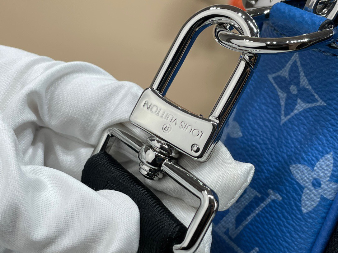 Túi xách nam Louis Vuitton Siêu Cấp TXNLV3433 z5273725389004 bb281576e08520bdb6f85cbfe0f85240 510x383 - Túi xách nam Louis Vuitton Siêu Cấp TXNLV3433